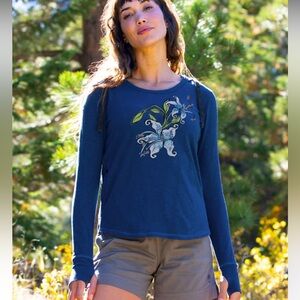 crazy shirts Women's Moonlight Blossom Long Sleeve Hooded Tee l M